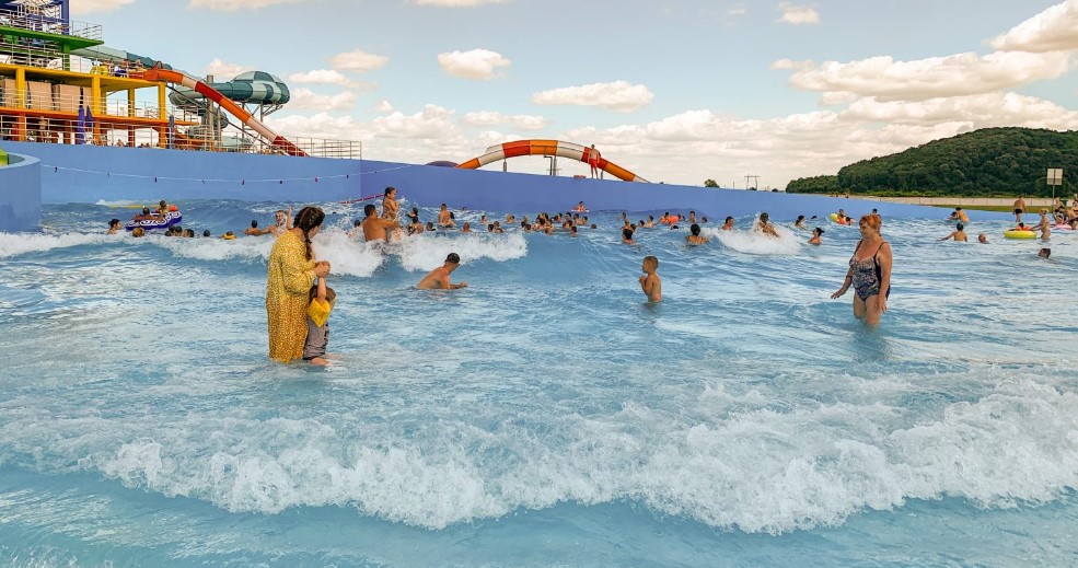 Топ-10 найпопулярніших водних атракціонів серед українців - фото 2