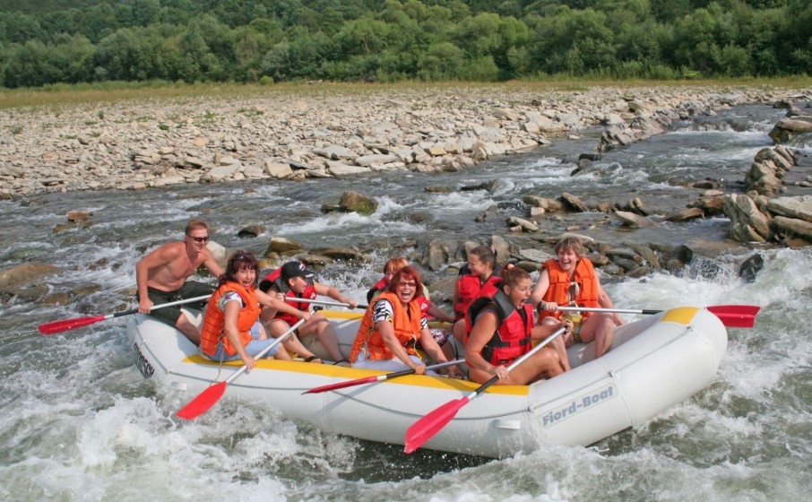 Топ-10 найпопулярніших водних атракціонів серед українців - фото 4