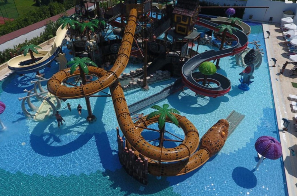 Дизай водних гірок